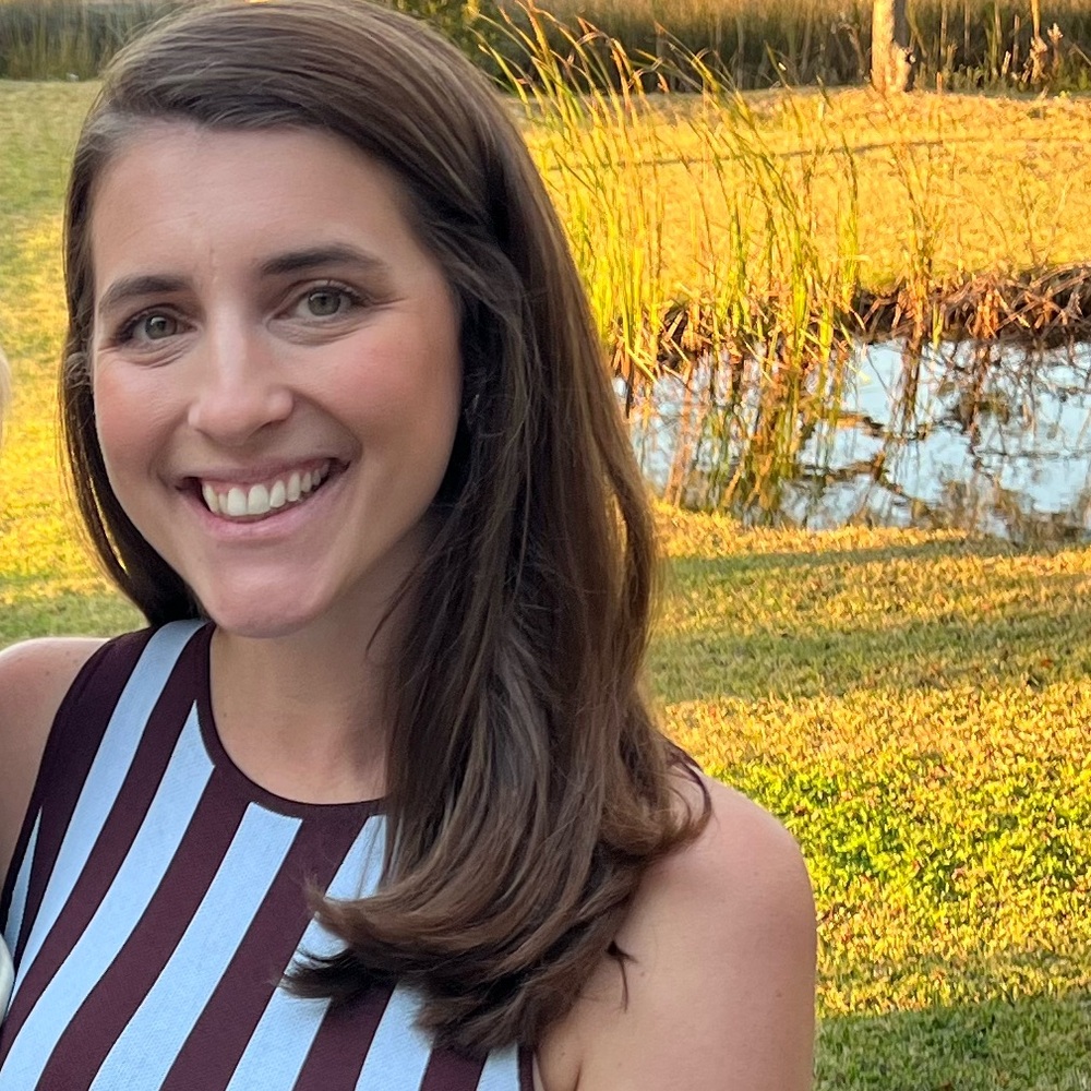 Meet your Posher, Carolina